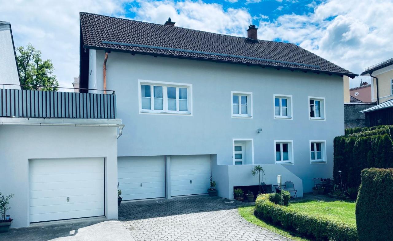 Ferienwohnung An Der Romantischen Salzachschleife Naehe Salzburg Laufen Exterior photo
